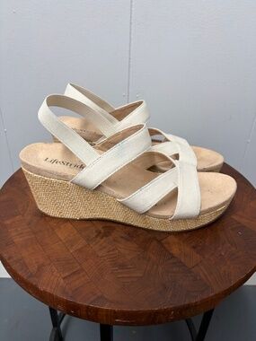 Lifestride Women's Danita Strappy Wedge Sandals Size 10M